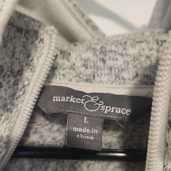 Cozy Gray Zip-Up Jacket - Picture 4 of 5